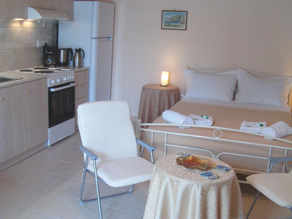 Helen'S Cottage Petrochori  ภายนอก รูปภาพ